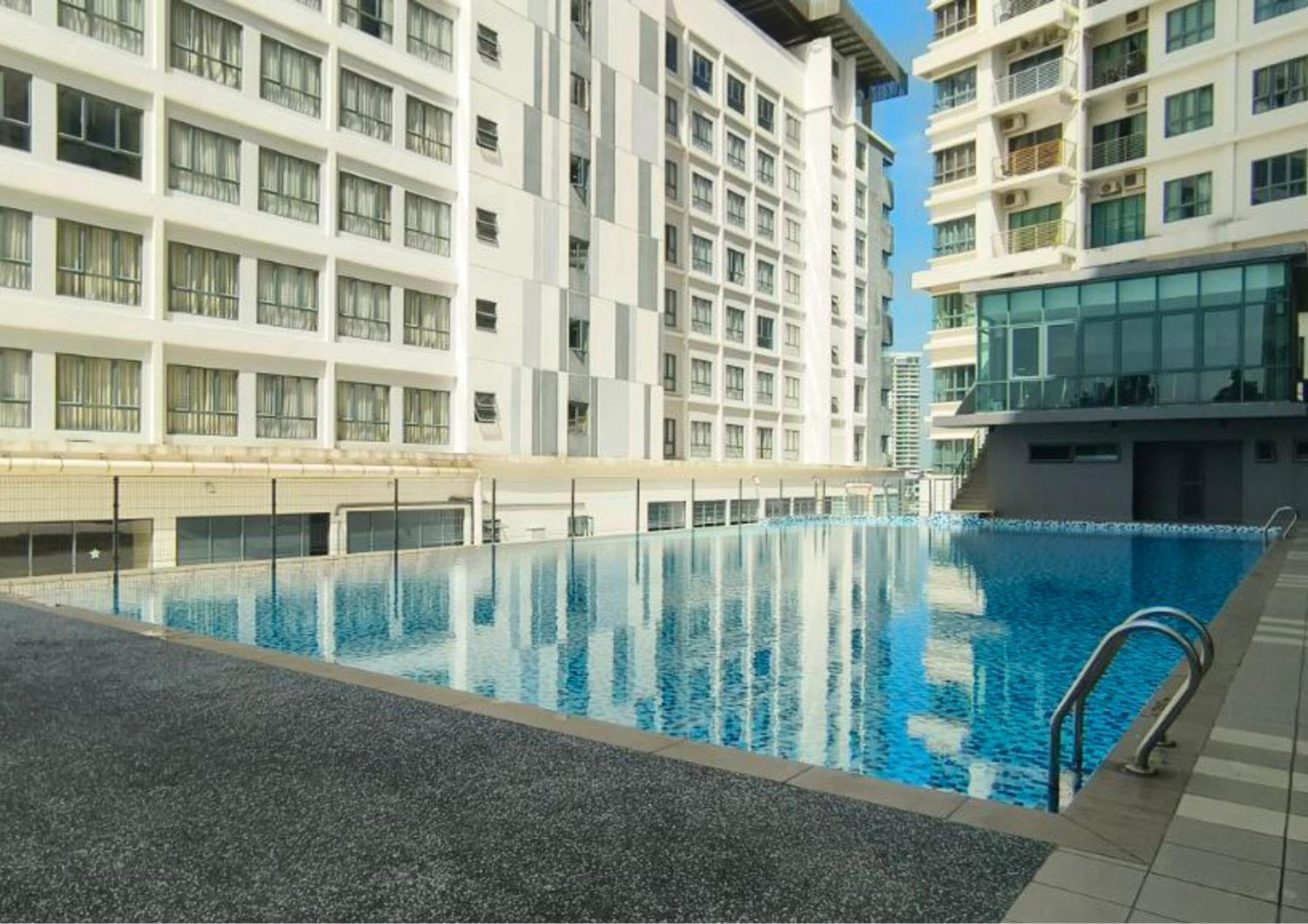 Cozy Park View Stay Above Dpulze Mall #Dp1 Cyberjaya Dış mekan fotoğraf